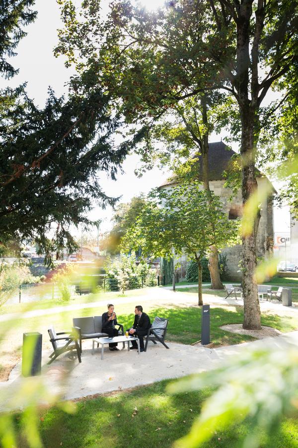 Les Jardins Du Mess Hotel Verdun-sur-Meuse Ngoại thất bức ảnh