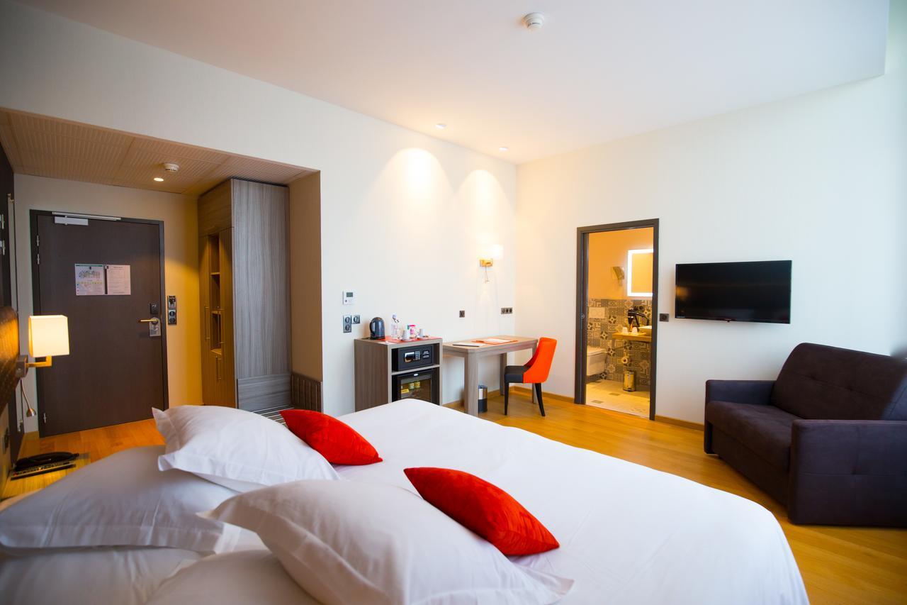 Les Jardins Du Mess Hotel Verdun-sur-Meuse Ngoại thất bức ảnh