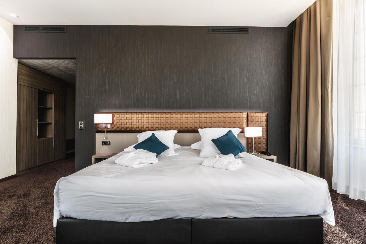 Les Jardins Du Mess Hotel Verdun-sur-Meuse Ngoại thất bức ảnh